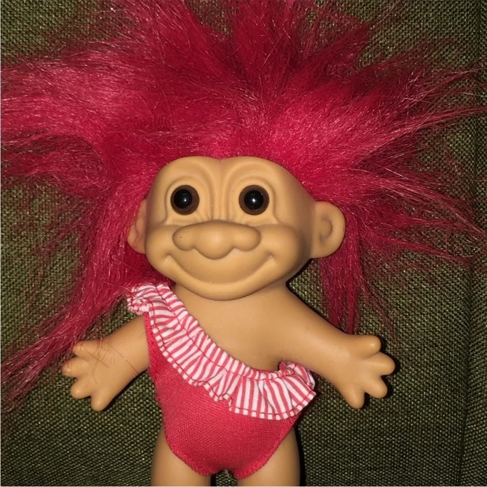 Euc vintage troll dolls